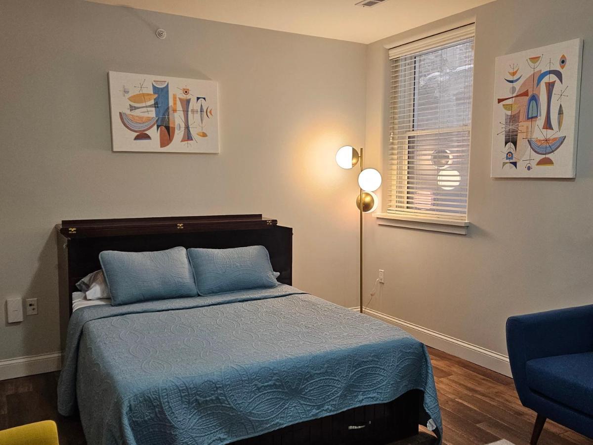 Cozy Studio At The Historic Inman Champaign Buitenkant foto