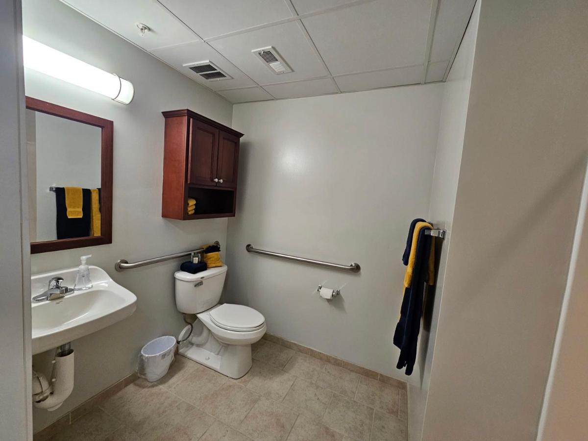 Cozy Studio At The Historic Inman Champaign Buitenkant foto